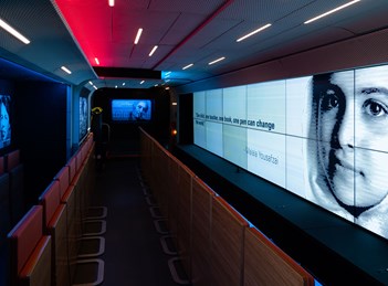 Mobile Museum Technology: Extending Your Reach